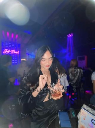 trans girl ZayraJones 4032131