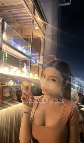 trans girl Zeralove 4610711