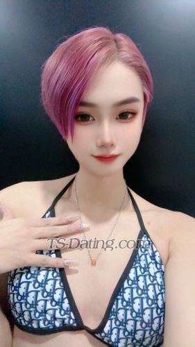 trans girl Zevvi1997 6532830