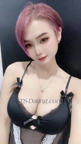 trans girl Zevvi1997 6747277