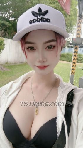 trans girl Zevvi1997 6822655