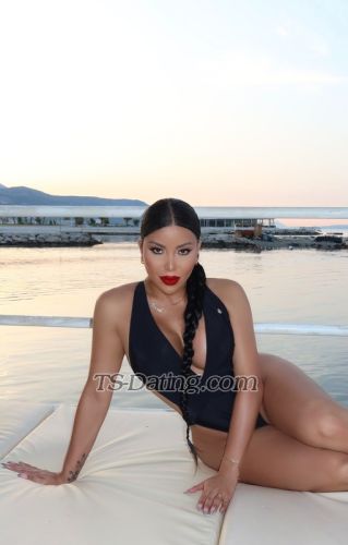 trans girl Zoe 6827233