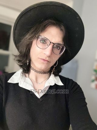 trans girl ZoeAmericana 8330584