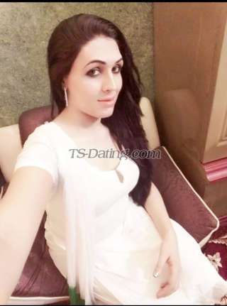 trans girl Zoiikhan 1287904